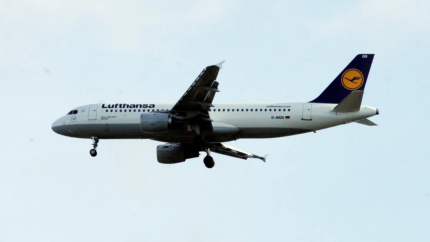 Самолет авиакомпании Lufthansa.
